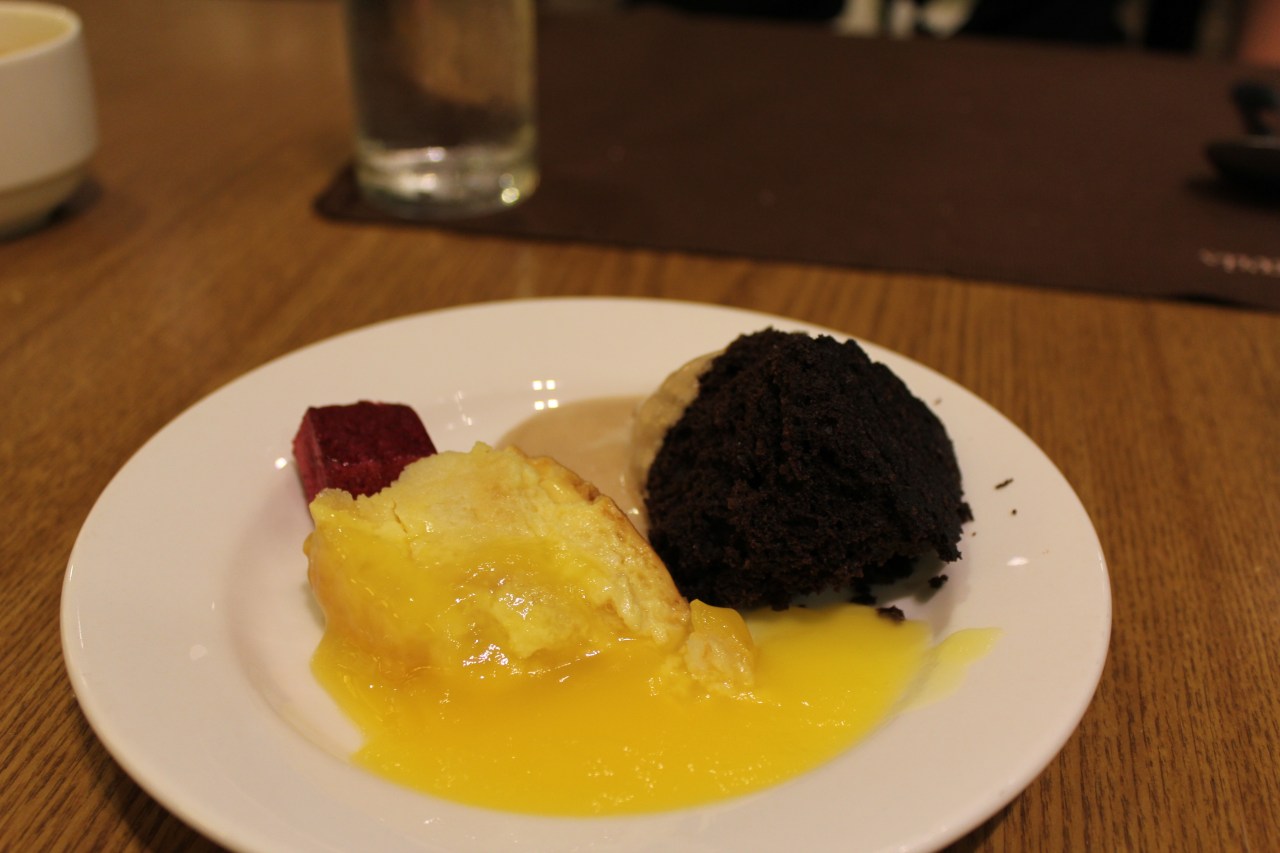 Round 4: Hot Desserts (choco pud & bread and butter pud)
